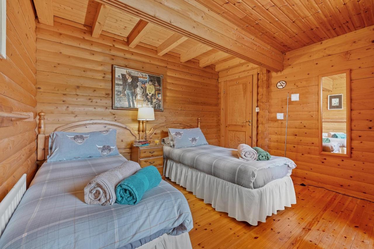 Finest Retreats - The Logs Βίλα Φορτ Γουίλιαμ Εξωτερικό φωτογραφία