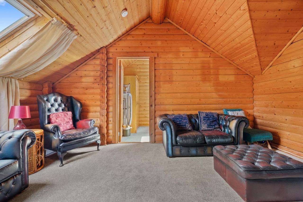 Finest Retreats - The Logs Βίλα Φορτ Γουίλιαμ Εξωτερικό φωτογραφία