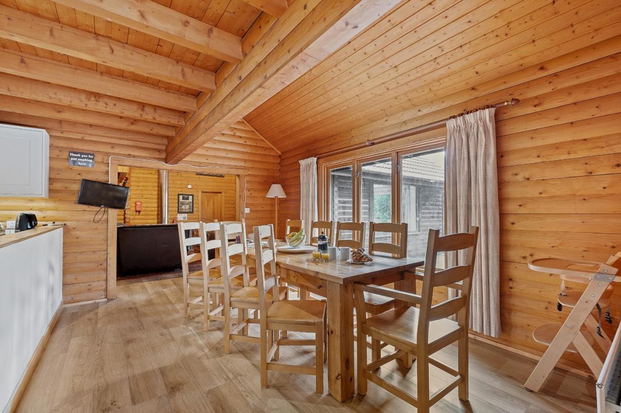 Finest Retreats - The Logs Βίλα Φορτ Γουίλιαμ Εξωτερικό φωτογραφία