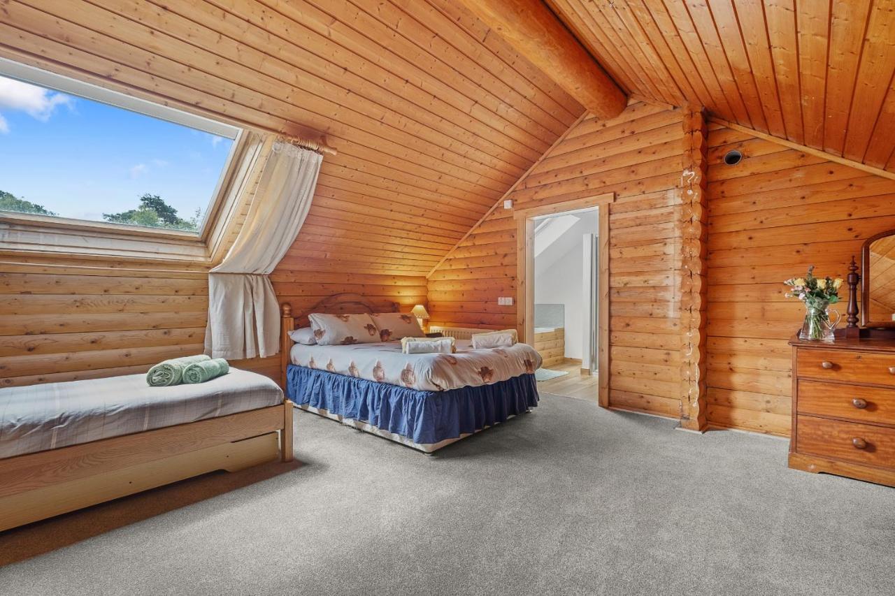 Finest Retreats - The Logs Βίλα Φορτ Γουίλιαμ Εξωτερικό φωτογραφία
