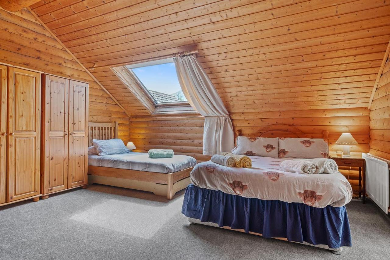 Finest Retreats - The Logs Βίλα Φορτ Γουίλιαμ Εξωτερικό φωτογραφία
